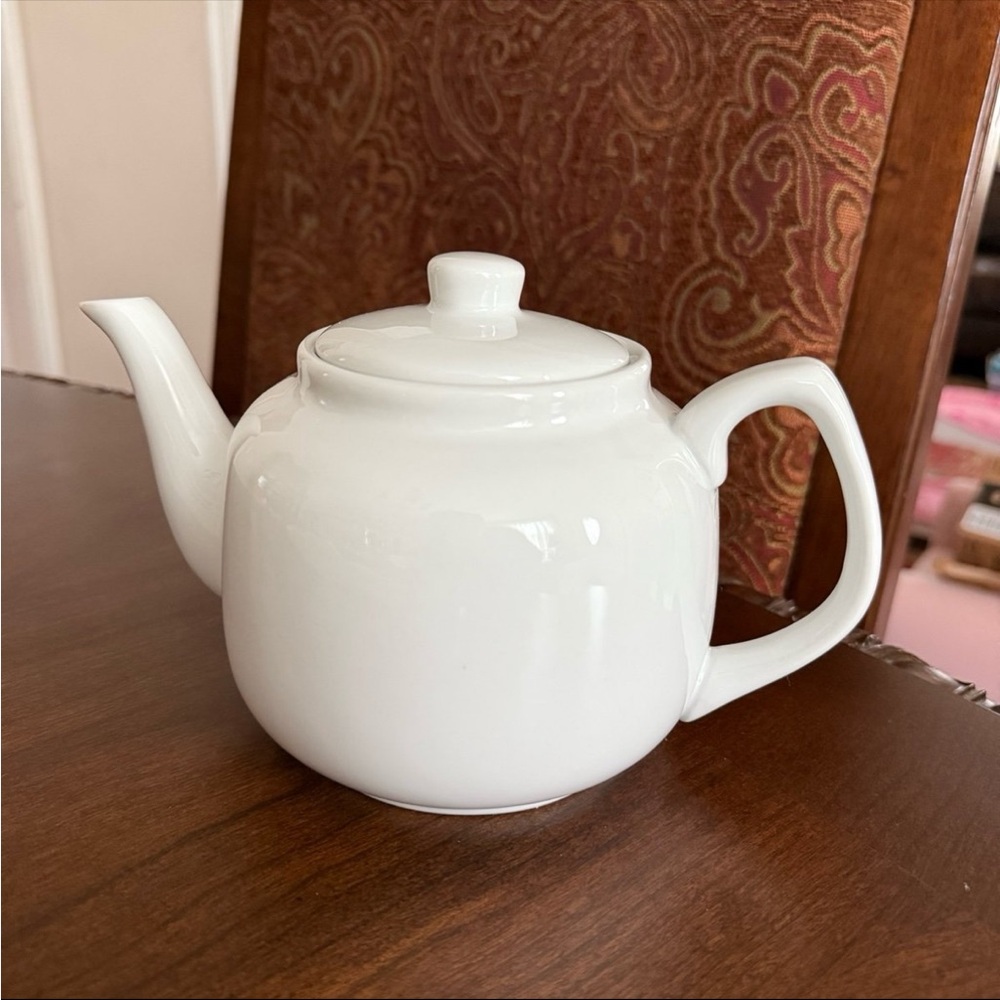 Palate & Plate Porcelain White Teapot